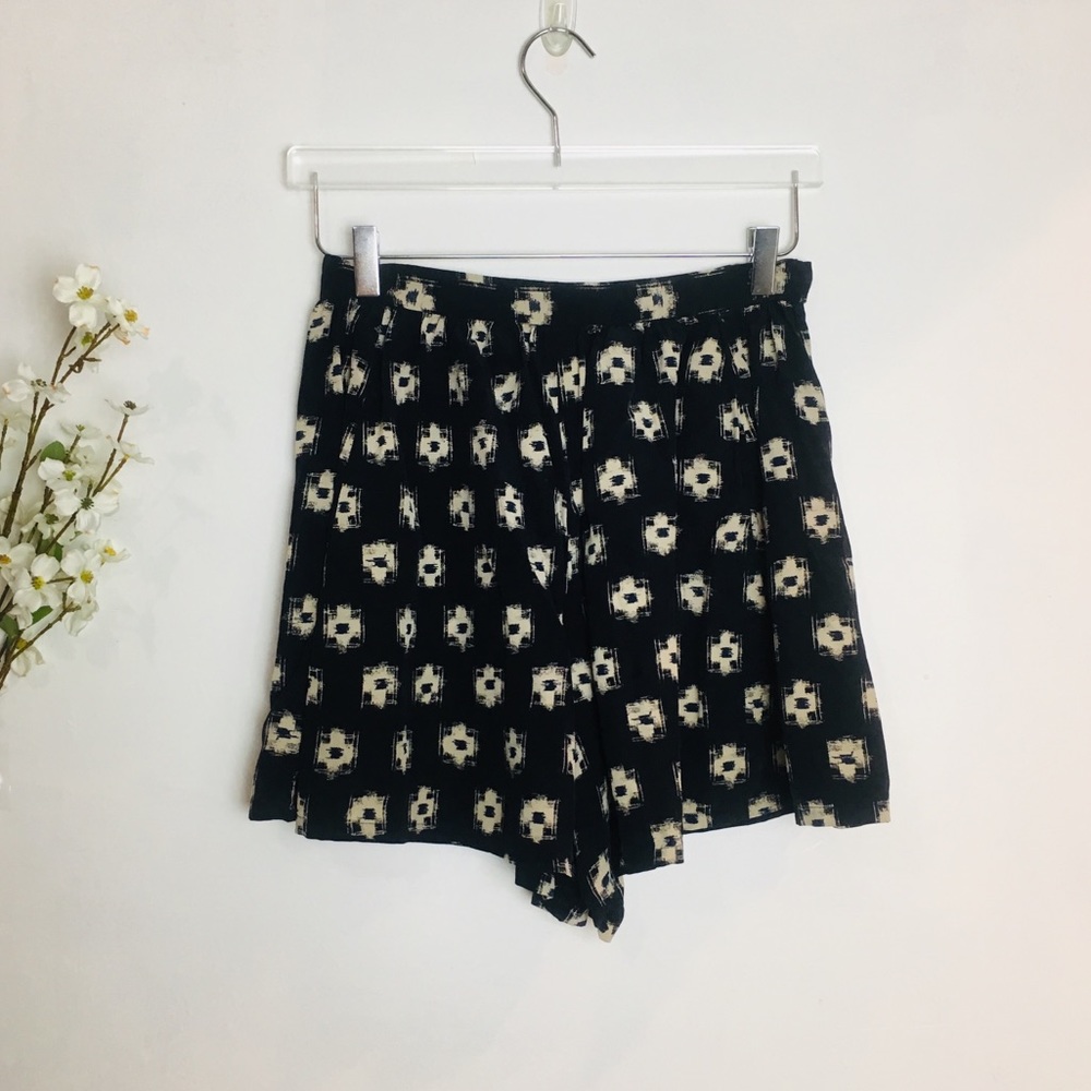 🌜3/$25 Joie| Shorts with Pockets